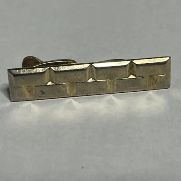 VTG Brick Block Texture Tie Clip Clasp Bar Gold Tone Casual or Formal 1.6" - Picture 2 of 9
